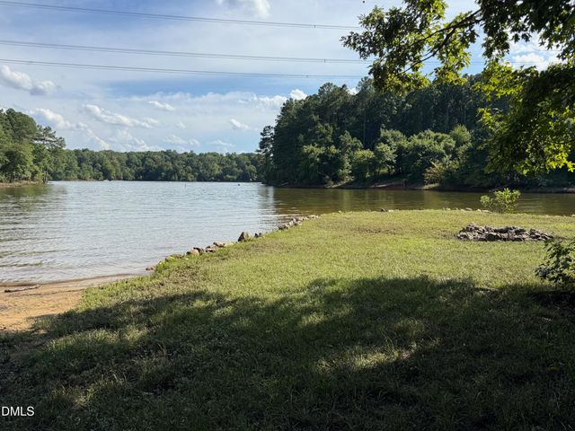 3744 Duxford, Raleigh, NC 27614