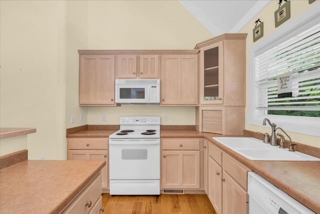 455 Lafever Ridge Rd, Silver Point, TN 38582