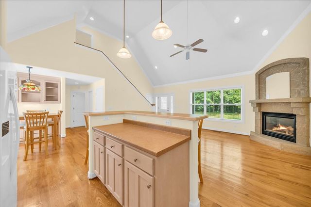 455 Lafever Ridge Rd, Silver Point, TN 38582