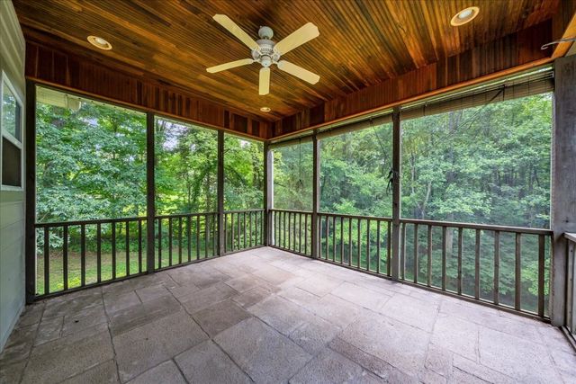 455 Lafever Ridge Rd, Silver Point, TN 38582