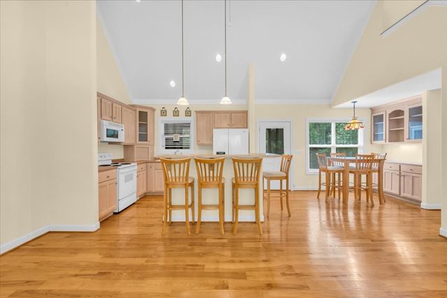 455 Lafever Ridge Rd, Silver Point, TN 38582