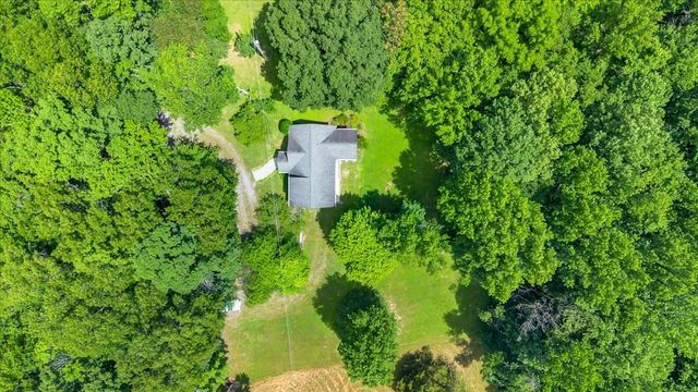 455 Lafever Ridge Rd, Silver Point, TN 38582