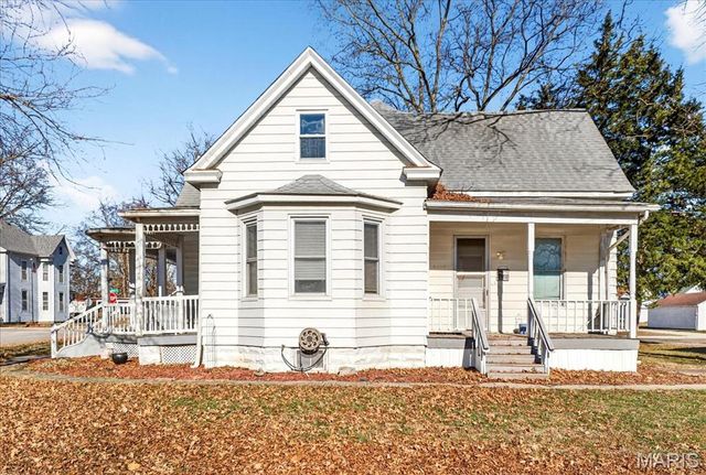 201 S Cherry Street, Freeburg, IL 62243