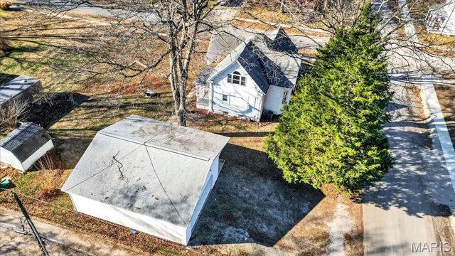 201 S Cherry Street, Freeburg, IL 62243