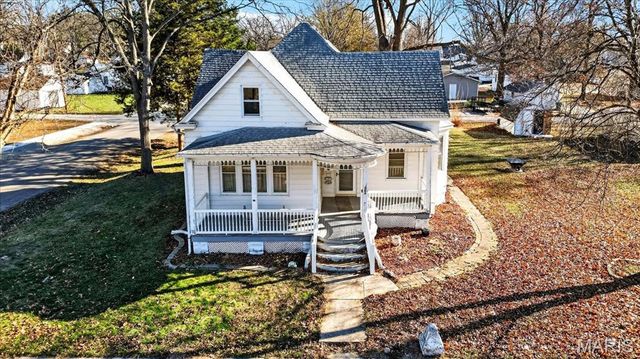 201 S Cherry Street, Freeburg, IL 62243