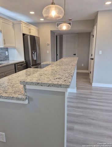 4348 Morningside Way, Canyon Lake, TX 78133