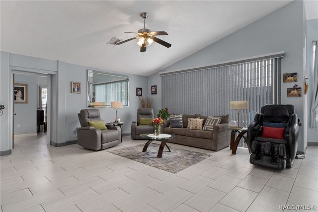 907 Pineaire Street, Inverness, FL 34452