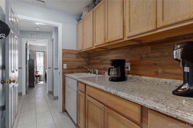 907 Pineaire Street, Inverness, FL 34452