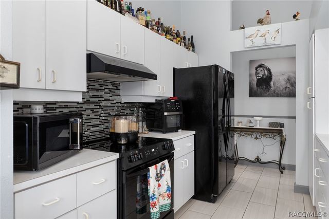 907 Pineaire Street, Inverness, FL 34452