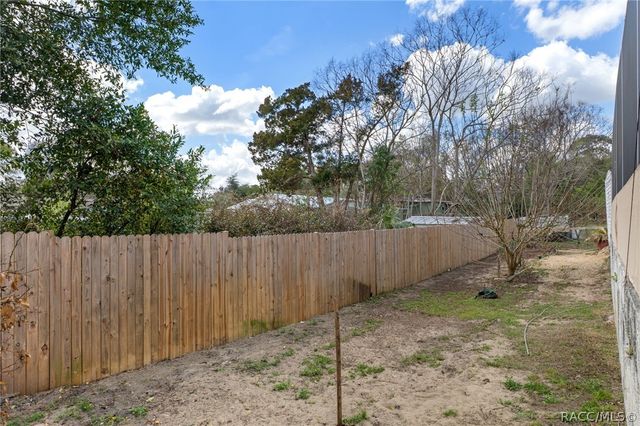 907 Pineaire Street, Inverness, FL 34452