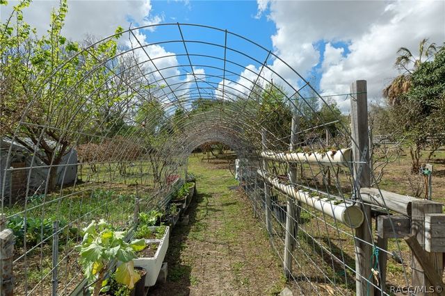 907 Pineaire Street, Inverness, FL 34452