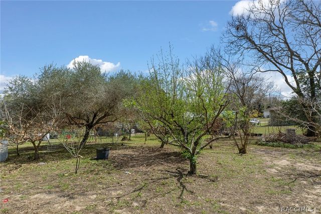 907 Pineaire Street, Inverness, FL 34452