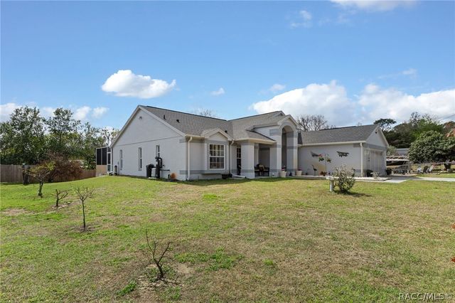 907 Pineaire Street, Inverness, FL 34452