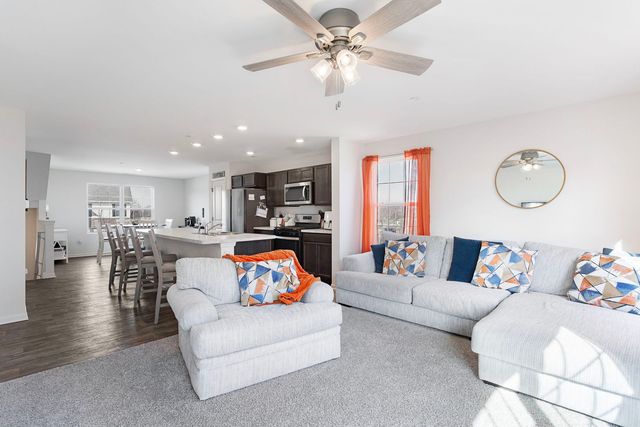 3726 Bissel Drive, Yorkville, IL 60560