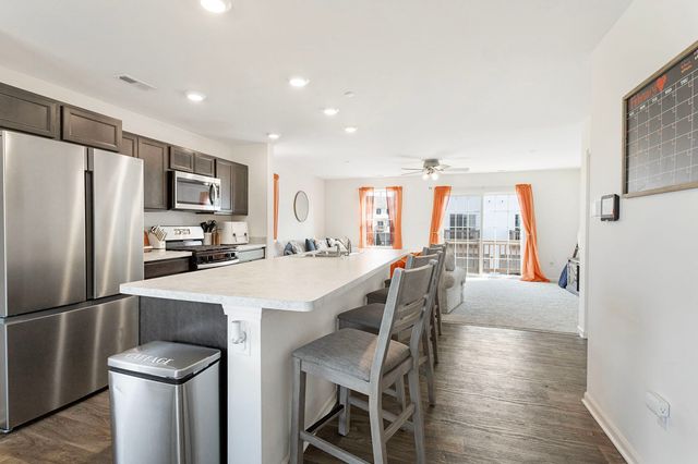 3726 Bissel Drive, Yorkville, IL 60560