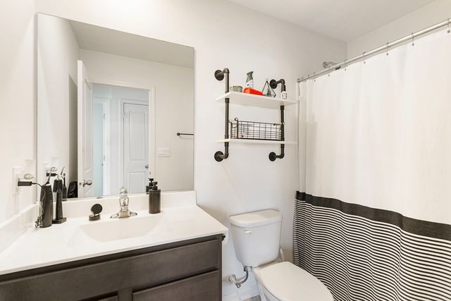 3726 Bissel Drive, Yorkville, IL 60560