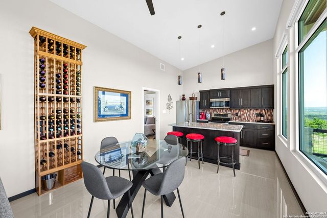 214 jUNGFRAU HILL, Comfort, TX 78013