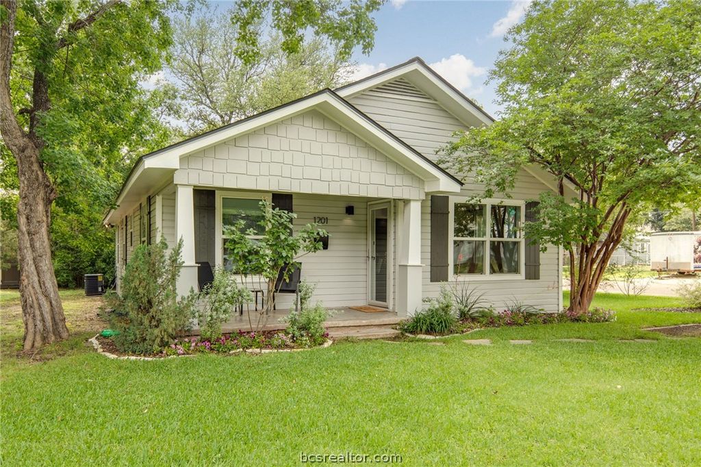 1201 East 30th Street, Bryan, TX 77802 — photo 2