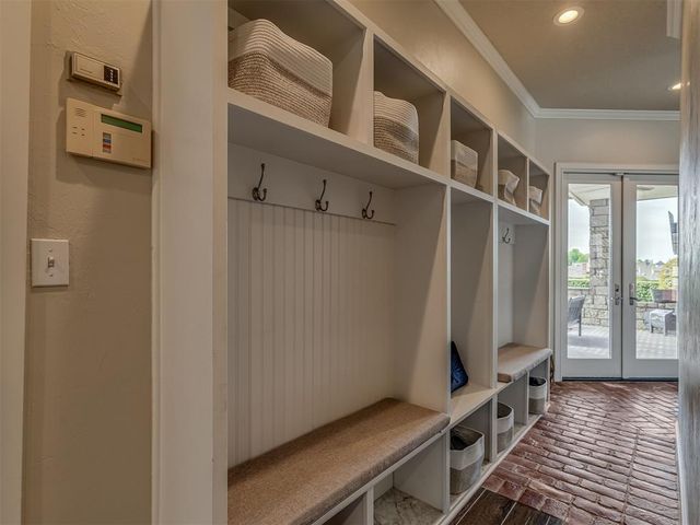 5917 Laquinta Drive, Edmond, OK 73025