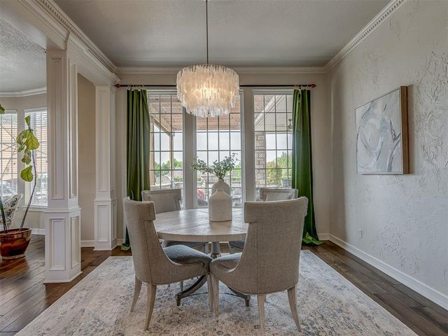 5917 Laquinta Drive, Edmond, OK 73025