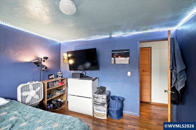 236 S 17th St, Philomath, OR 97370