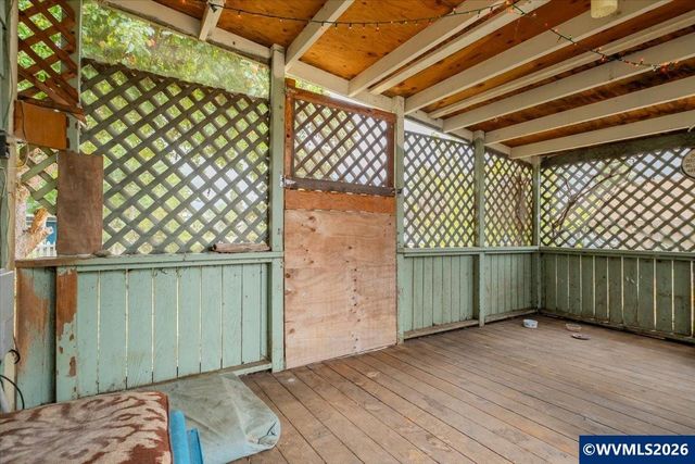 236 S 17th St, Philomath, OR 97370