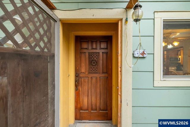 236 S 17th St, Philomath, OR 97370