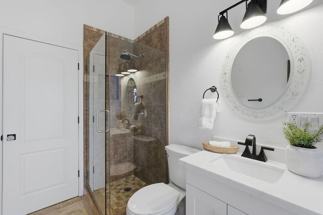 6302 E Cochise Road, Paradise Valley, AZ 85253