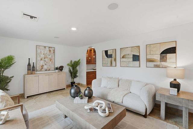 6302 E Cochise Road, Paradise Valley, AZ 85253