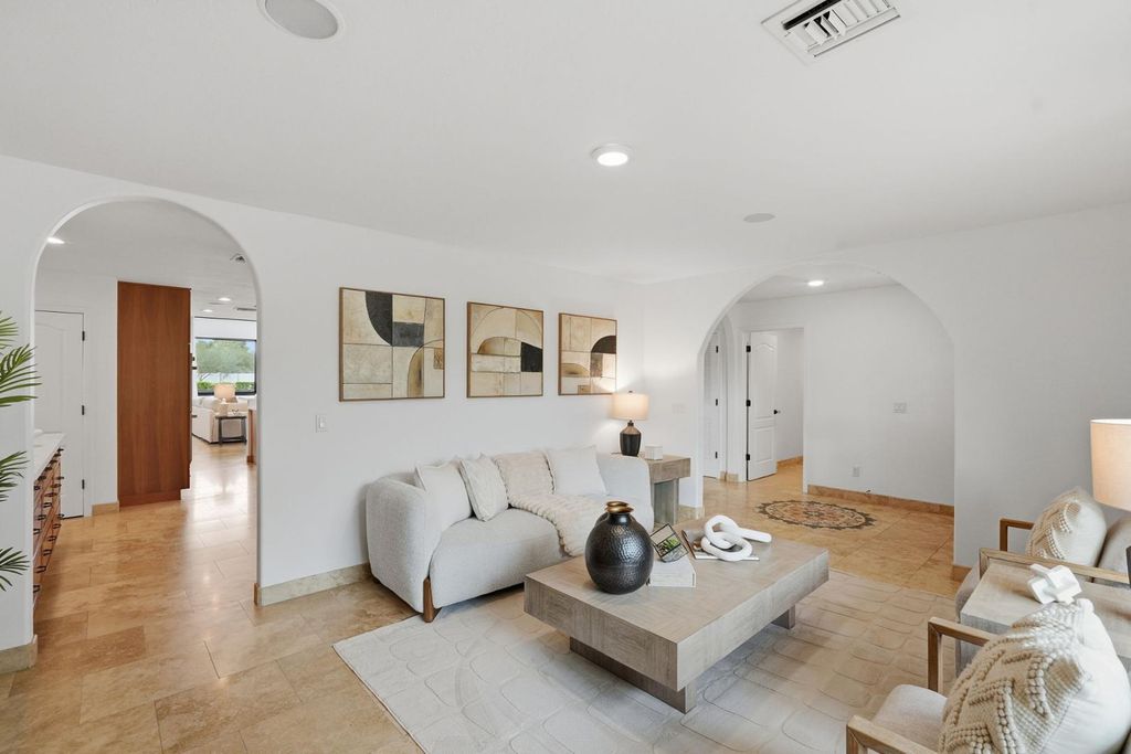 6302 E Cochise Road, Paradise Valley, AZ 85253