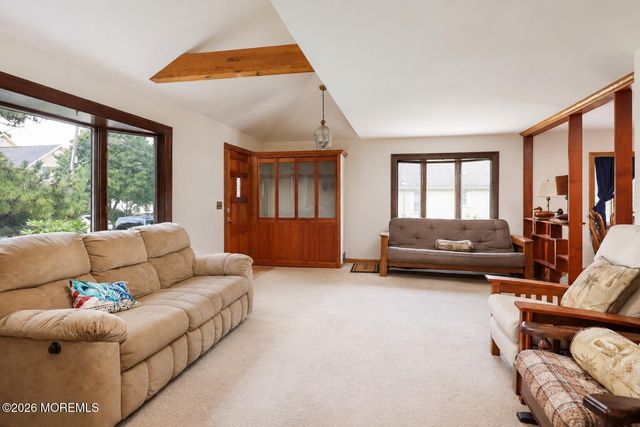 73 Manning Street, Red Bank, NJ 07701
