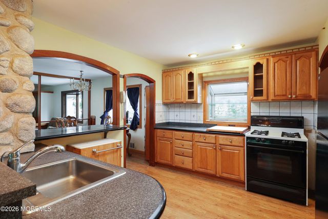 73 Manning Street, Red Bank, NJ 07701
