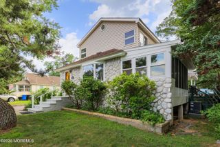 73 Manning Street, Red Bank, NJ 07701
