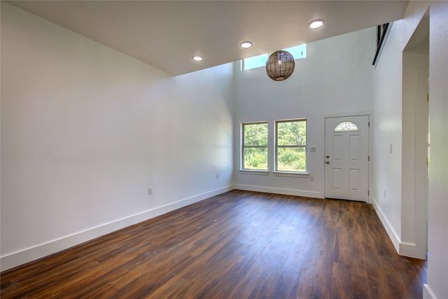 312 Beckham Street, Sulphur Springs, TX 75482