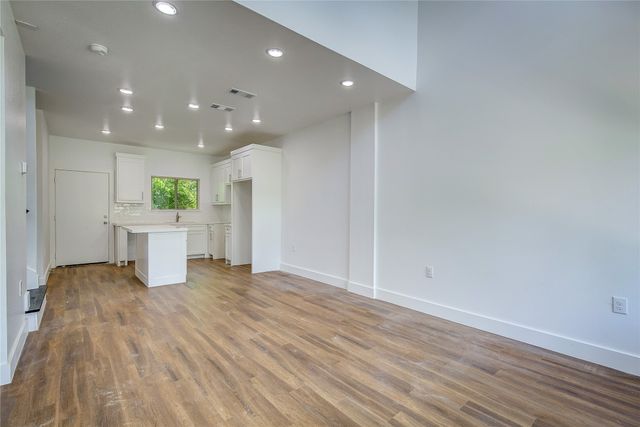 312 Beckham Street, Sulphur Springs, TX 75482