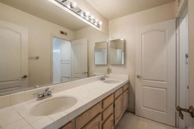 2246 Janis Way, Carlsbad, CA 92008
