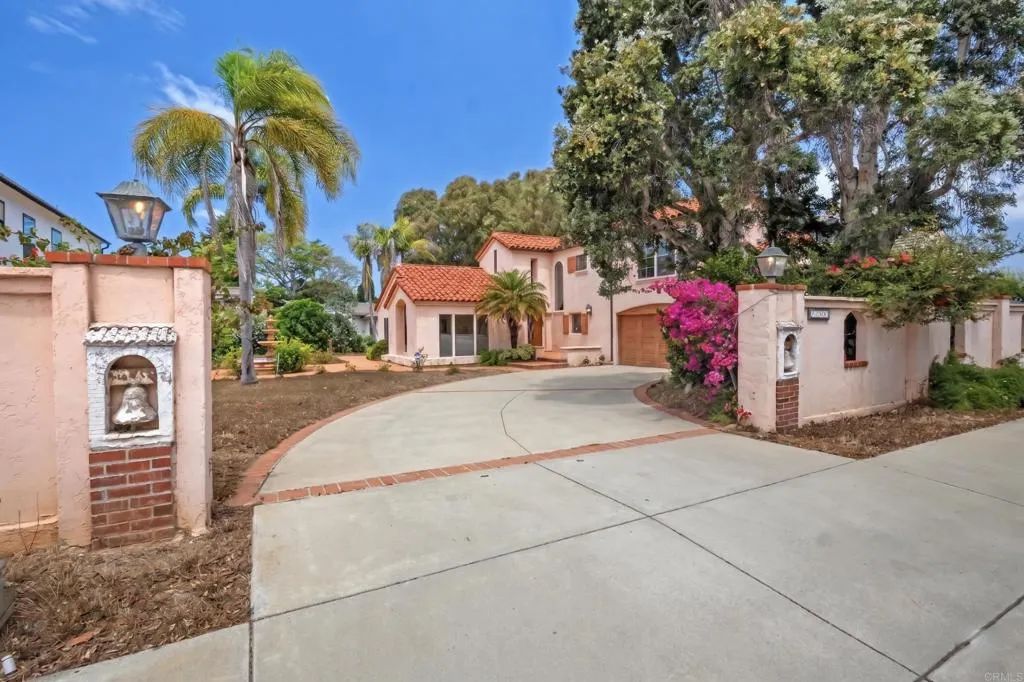2246 Janis Way, Carlsbad, CA 92008