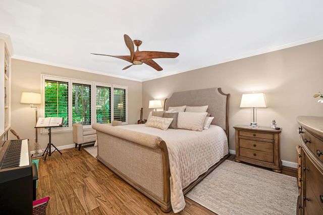 24 Quail Point Pl, Carmichael, CA 95608
