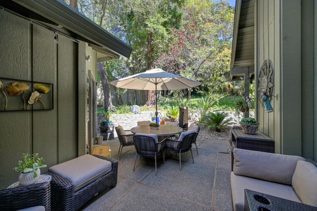 24 Quail Point Pl, Carmichael, CA 95608