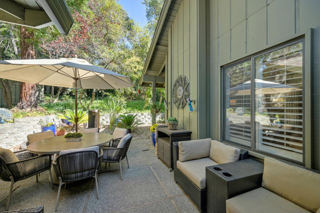 24 Quail Point Pl, Carmichael, CA 95608