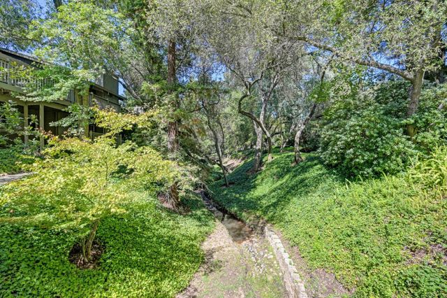 24 Quail Point Pl, Carmichael, CA 95608