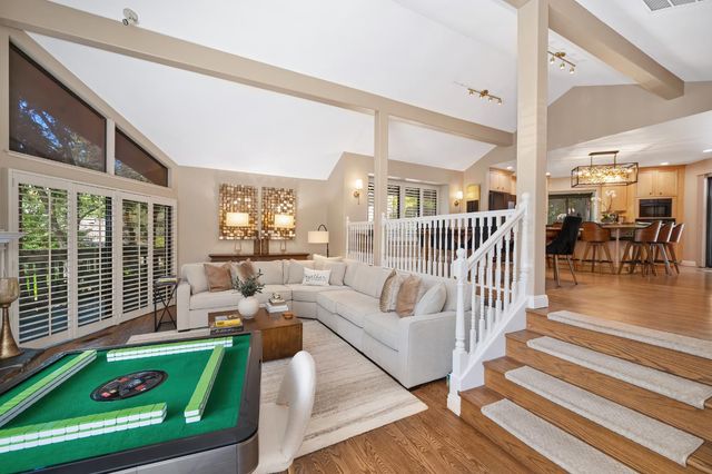 24 Quail Point Pl, Carmichael, CA 95608