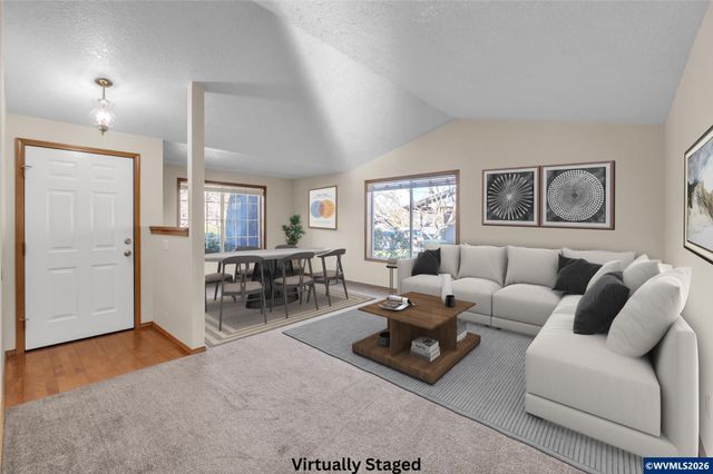 1160 SW Goucher St, Mcminnville, OR 97128