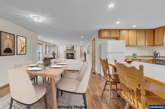 1160 SW Goucher St, Mcminnville, OR 97128