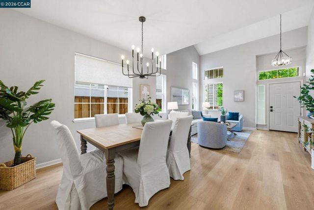 138 Woodcrest Dr, San Ramon, CA 94583