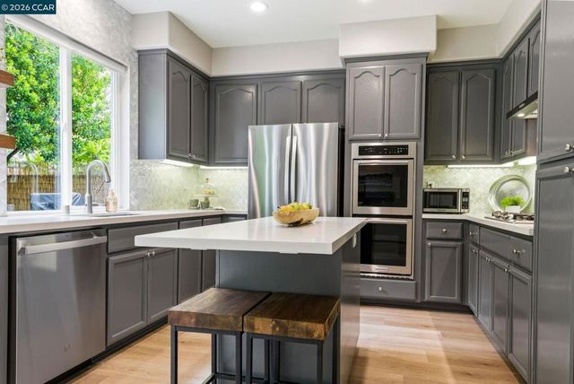 138 Woodcrest Dr, San Ramon, CA 94583