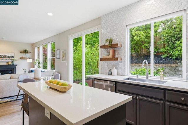 138 Woodcrest Dr, San Ramon, CA 94583