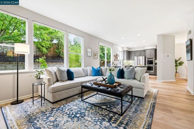 138 Woodcrest Dr, San Ramon, CA 94583