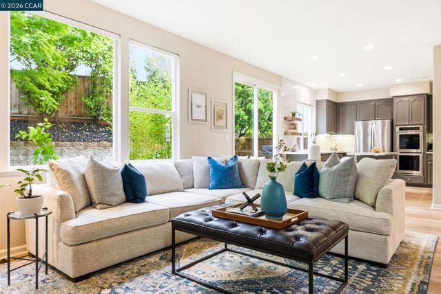 138 Woodcrest Dr, San Ramon, CA 94583