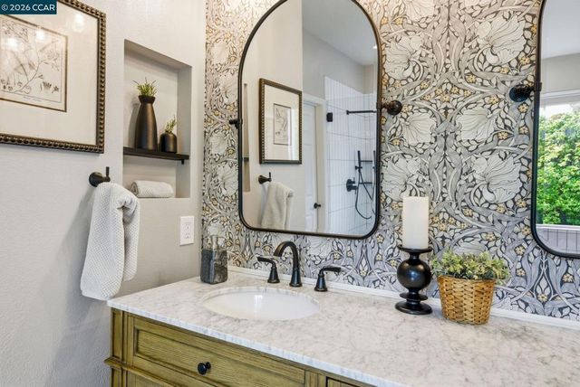 138 Woodcrest Dr, San Ramon, CA 94583
